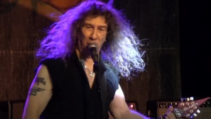 ANVIL's LIPS On Bands Using Backing Tracks During Live Shows: 'I Completely Disagree With That Concept'